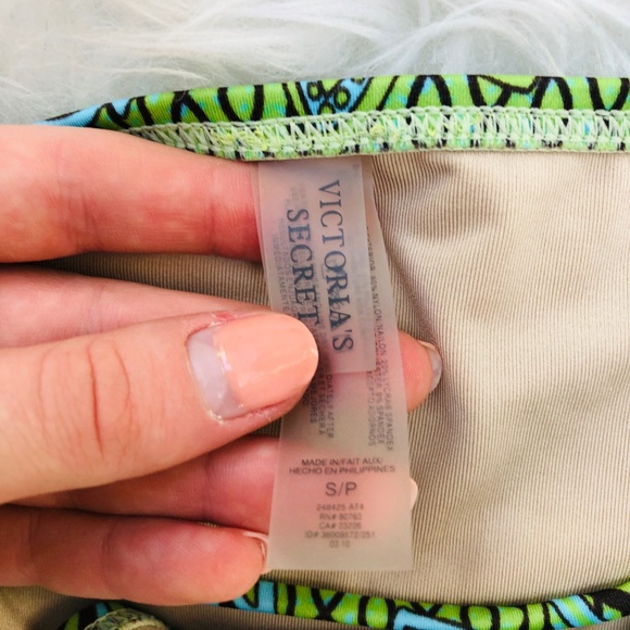 VICTORIA'S SECRET FLORAL PAISLEY SWIMSUIT BIKINI - Picture 4 of 7